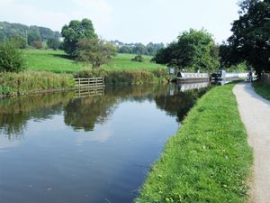 Picturesque canal- click for photo gallery